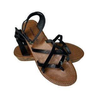 American Eagle Black Strap Sandals Size 8